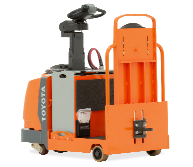 TOW TRACTOR